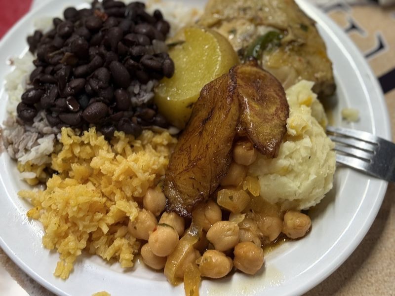 El Coquí food